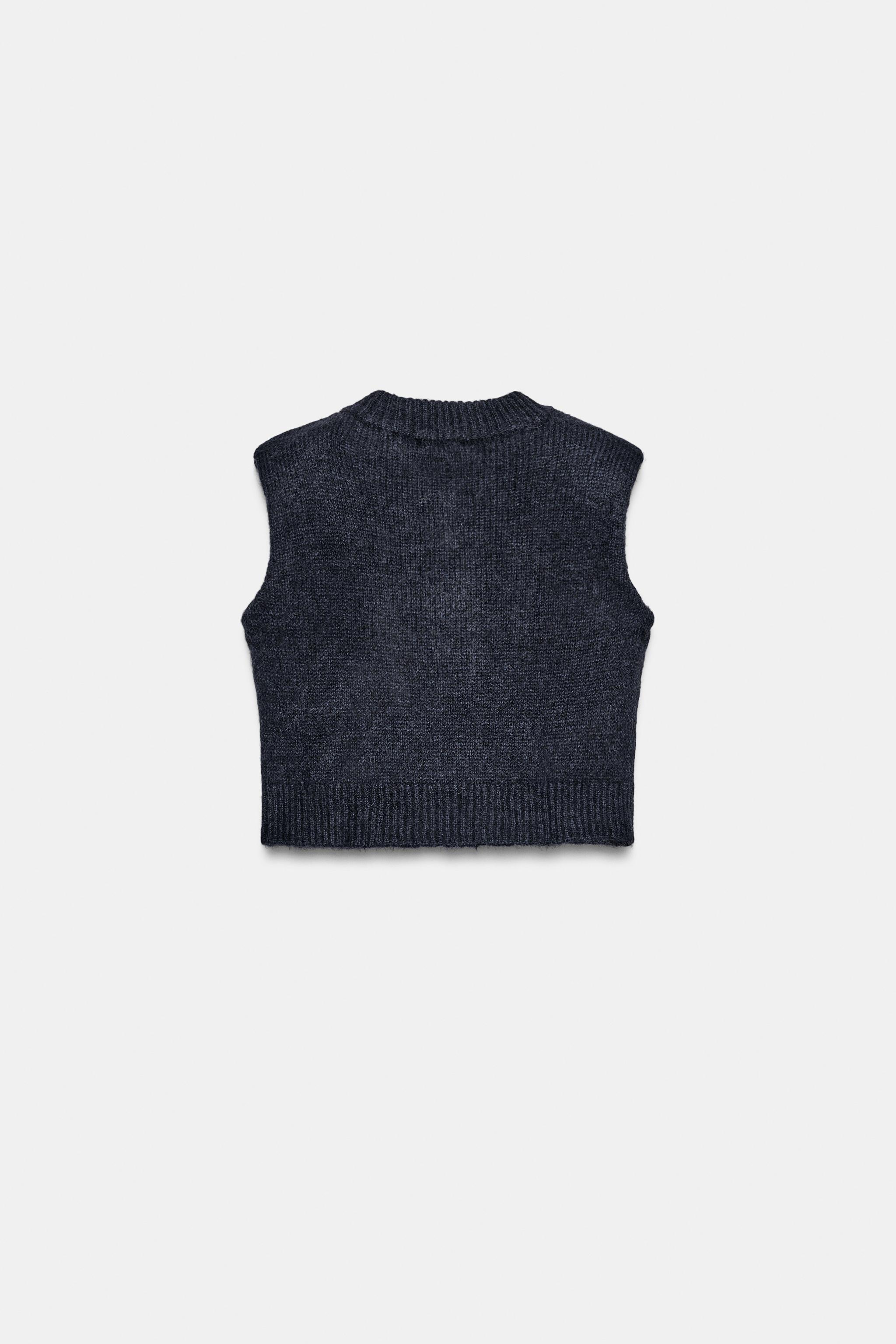 WOOL AND ALPACA SHOULDER PAD VEST